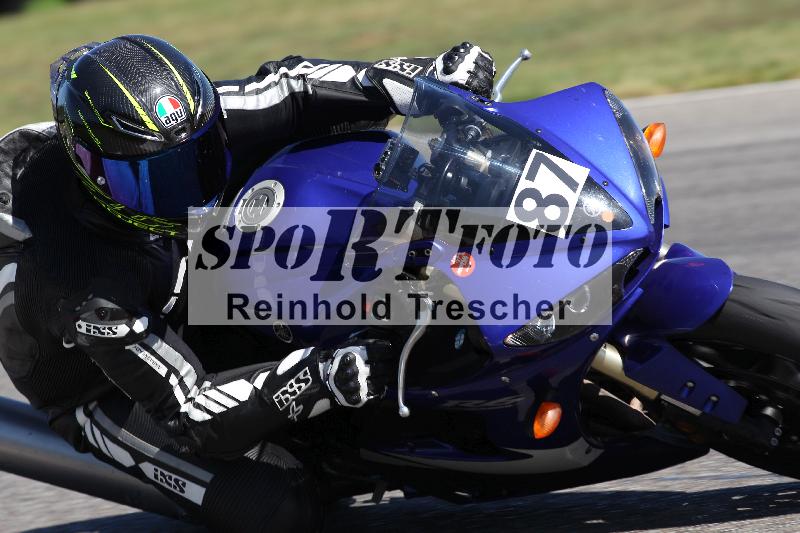 Archiv-2025/48 25.08.2025 Cornu Master School ADR/rot-rouge/87